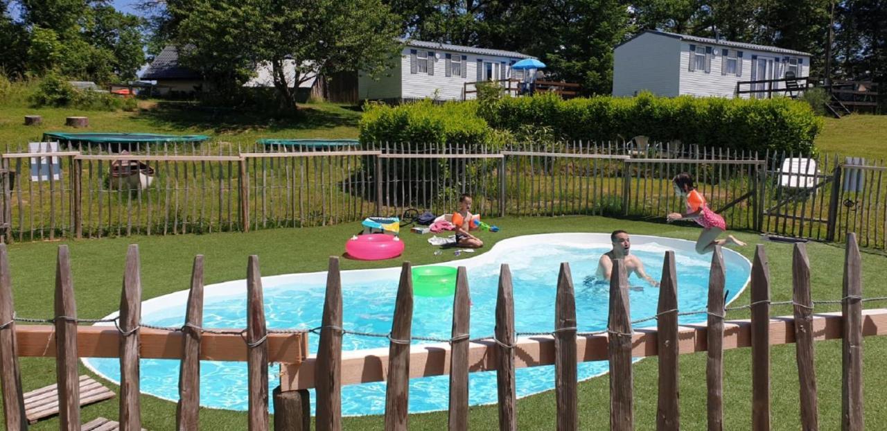 Stacaravan 6 Persoons - Camping Le Soustran Neuvic  Esterno foto
